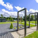 Pulli Country Club - Private Sauna & River View Apartament