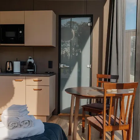 Pulli Country Club - Private Sauna & River View 아파트 페르누