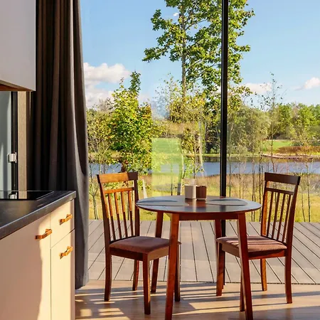 Apartment Pulli Country Club - Private Sauna & River View Parnu