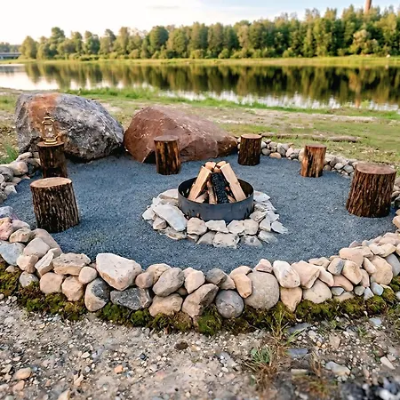 Daire Pulli Country Club - Private Sauna & River View