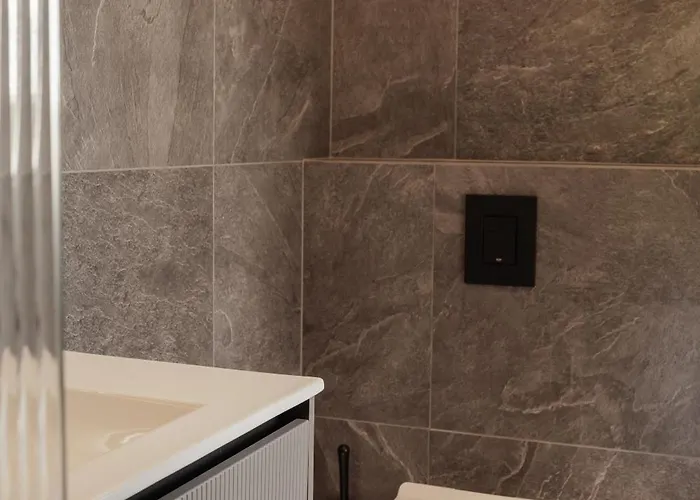 Pulli Country Club - Private Sauna & River View *