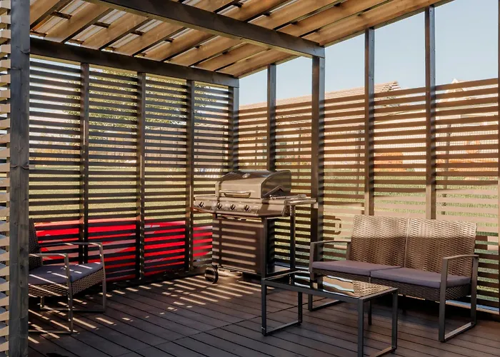 Pulli Country Club - Private Sauna & River View Daire Pärnu