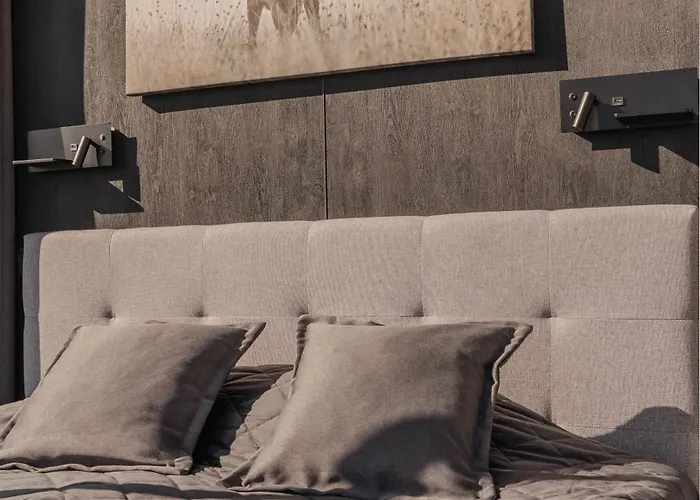 Pulli Country Club - Private Sauna & River View Daire