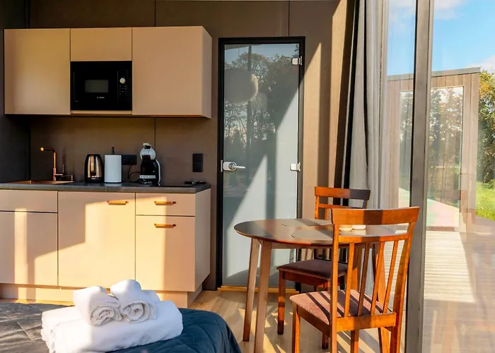 Daire Pulli Country Club - Private Sauna & River View *