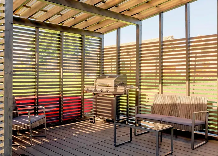 Pulli Country Club - Private Sauna & River View Διαμέρισμα *