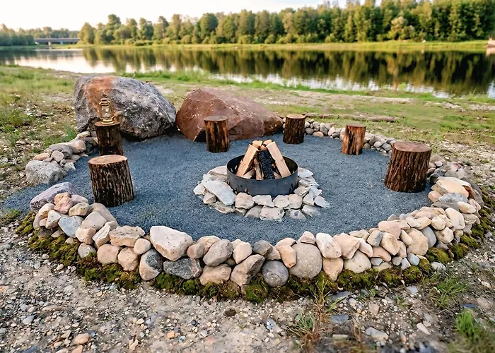 Daire Pulli Country Club - Private Sauna & River View