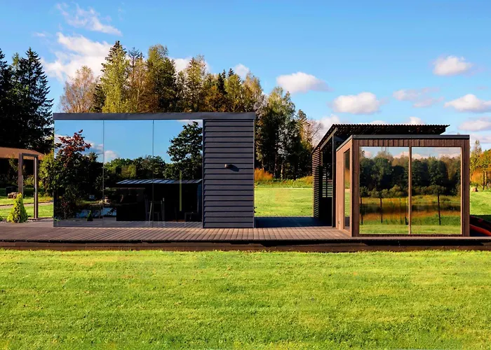 Daire Pulli Country Club - Private Sauna & River View *